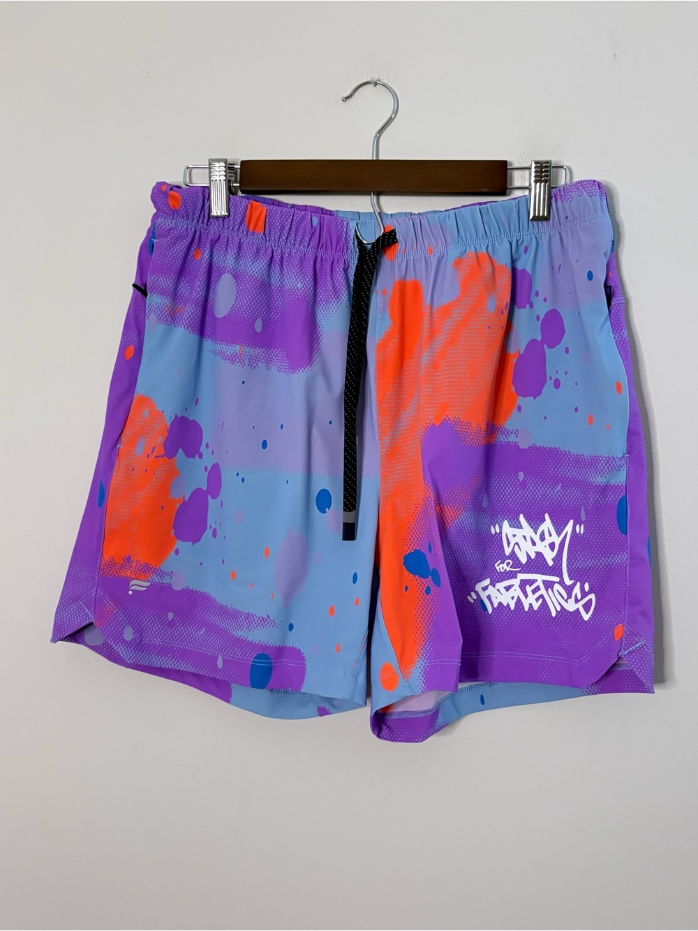 Fabletics x Stash Graffiti Print Athletic The One Short 6” Inseam Men’s 31”